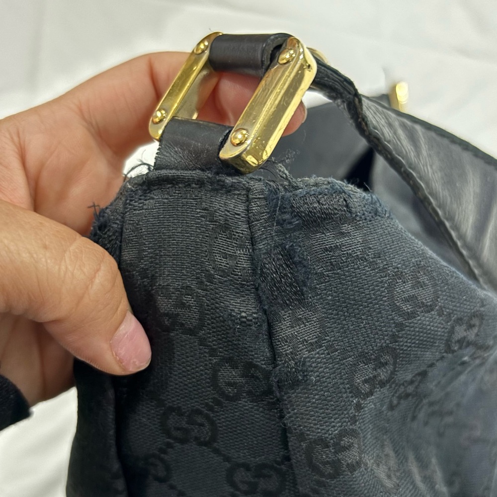 ๐ GUCCI ๐ฎ๐น Monogram GG Hobo - Picture 6 of 12